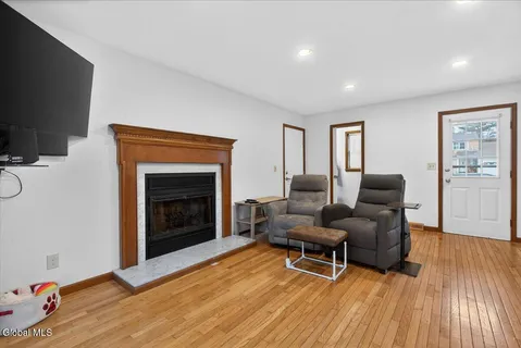 $534,900 | 4 Joseph Terrace, Guilderland, NY 12203