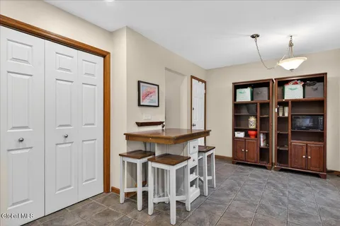 $534,900 | 4 Joseph Terrace, Guilderland, NY 12203