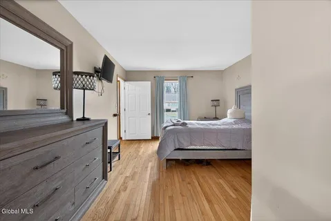 $534,900 | 4 Joseph Terrace, Guilderland, NY 12203