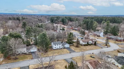 $534,900 | 4 Joseph Terrace, Guilderland, NY 12203