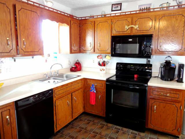 305 Bumpus Mill Road Oak Grove, KY 42262 - Photo 5 of 14 Gallery Image 5