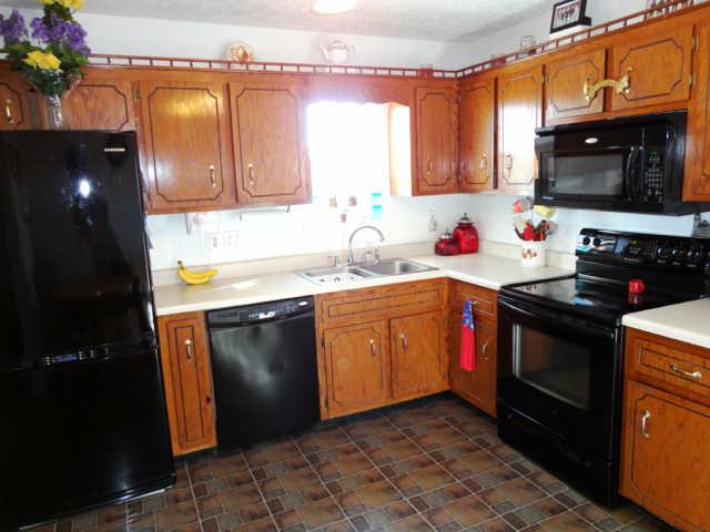 305 Bumpus Mill Road Oak Grove, KY 42262 - Photo 7 of 14 Gallery Image 7