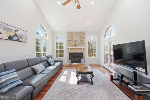 $1,149,000 | 12005 Meadowville Court, Herndon, VA 20170