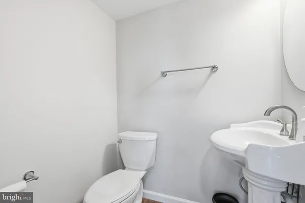 $1,149,000 | 12005 Meadowville Court, Herndon, VA 20170