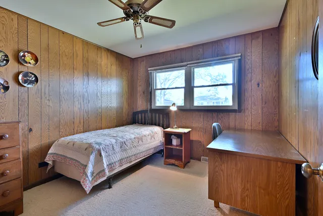 $449,000 | 1105 Fern Drive, Mount Prospect, IL 60056