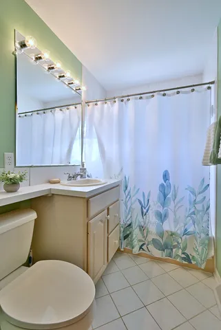 $449,000 | 1105 Fern Drive, Mount Prospect, IL 60056