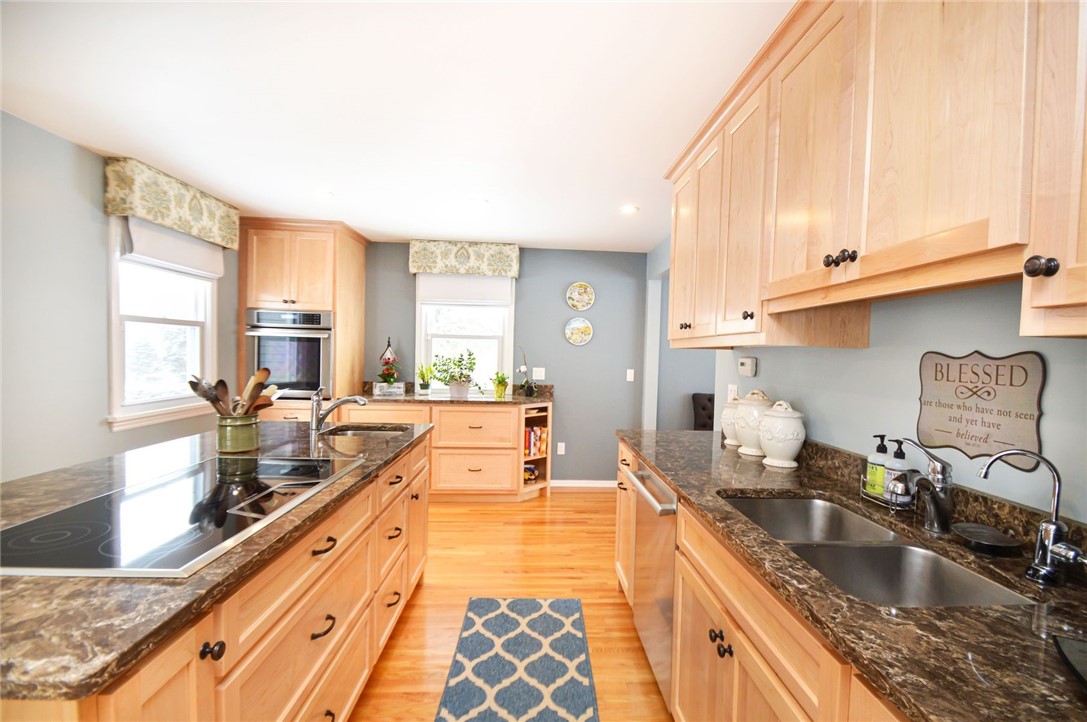 51 Wheatstone Circle Perinton, NY 14450 - Photo 13 of 39