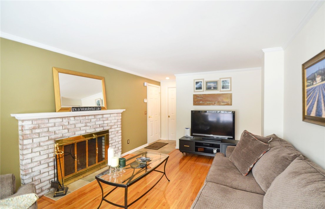 51 Wheatstone Circle Perinton, NY 14450 - Photo 16 of 39