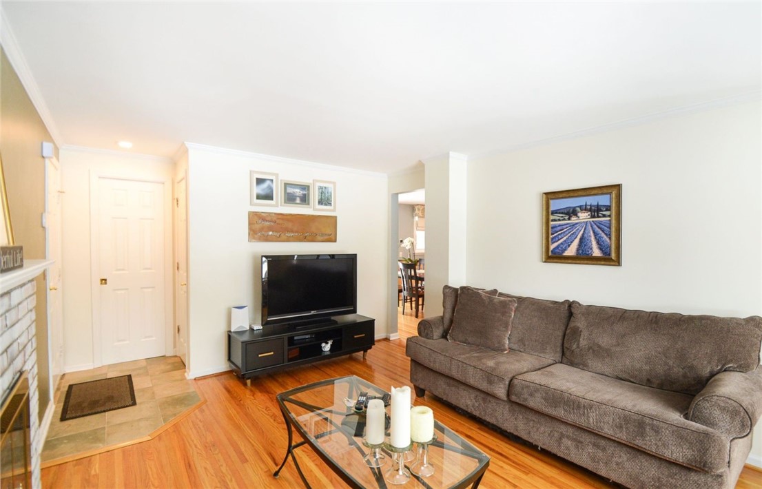 51 Wheatstone Circle Perinton, NY 14450 - Photo 17 of 39