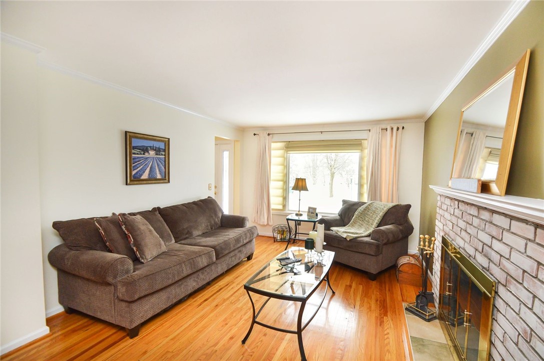 51 Wheatstone Circle Perinton, NY 14450 - Photo 18 of 39