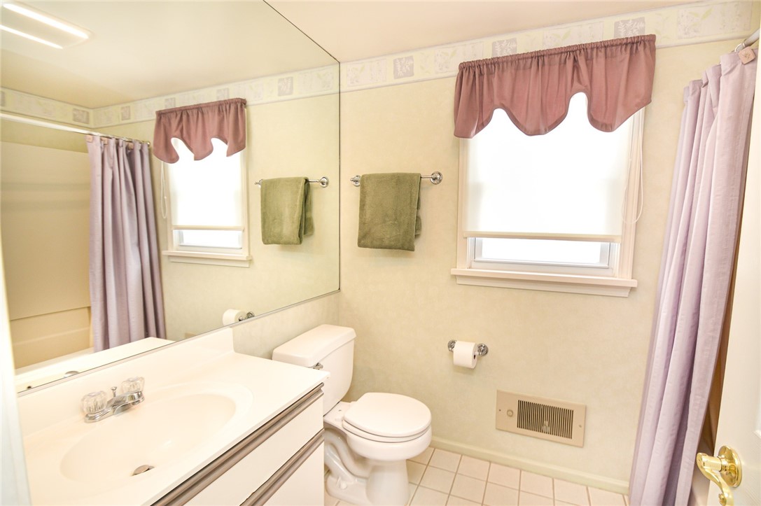 51 Wheatstone Circle Perinton, NY 14450 - Photo 33 of 39