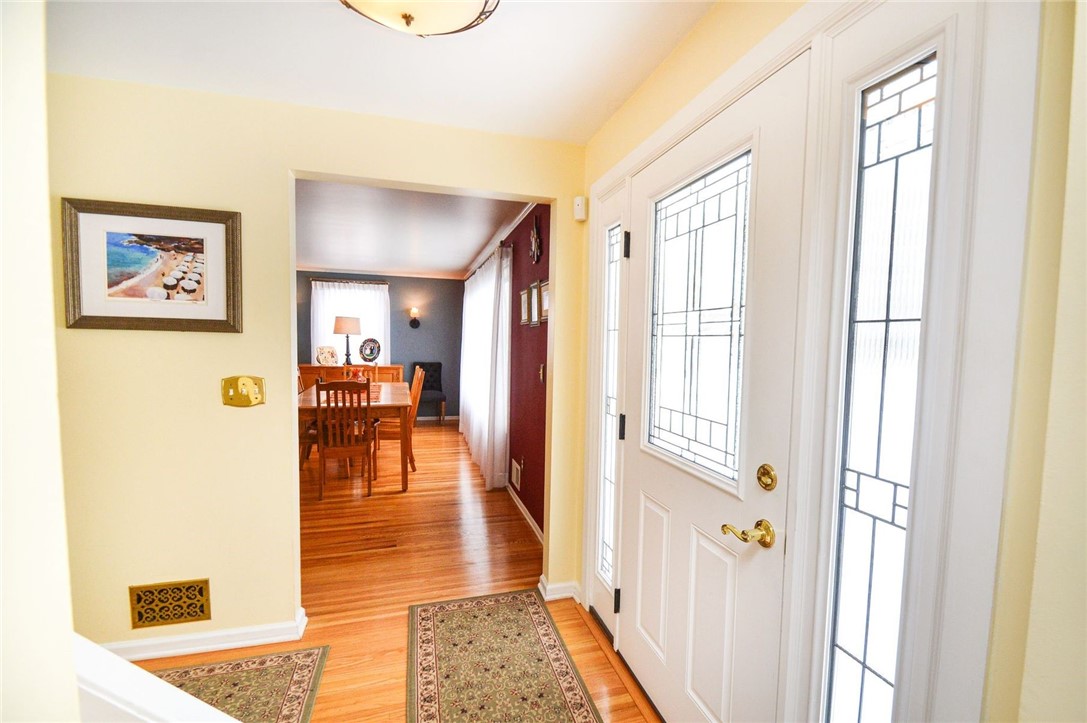 51 Wheatstone Circle Perinton, NY 14450 - Photo 6 of 39