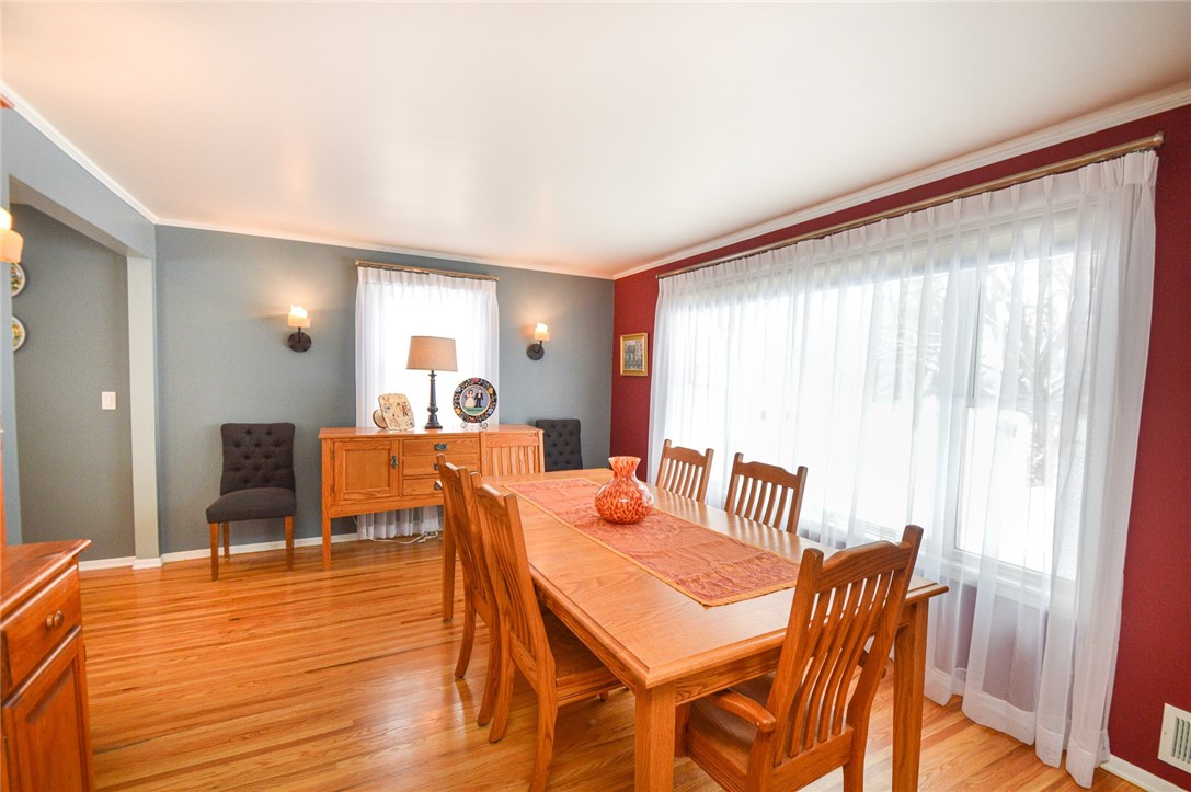 51 Wheatstone Circle Perinton, NY 14450 - Photo 9 of 39