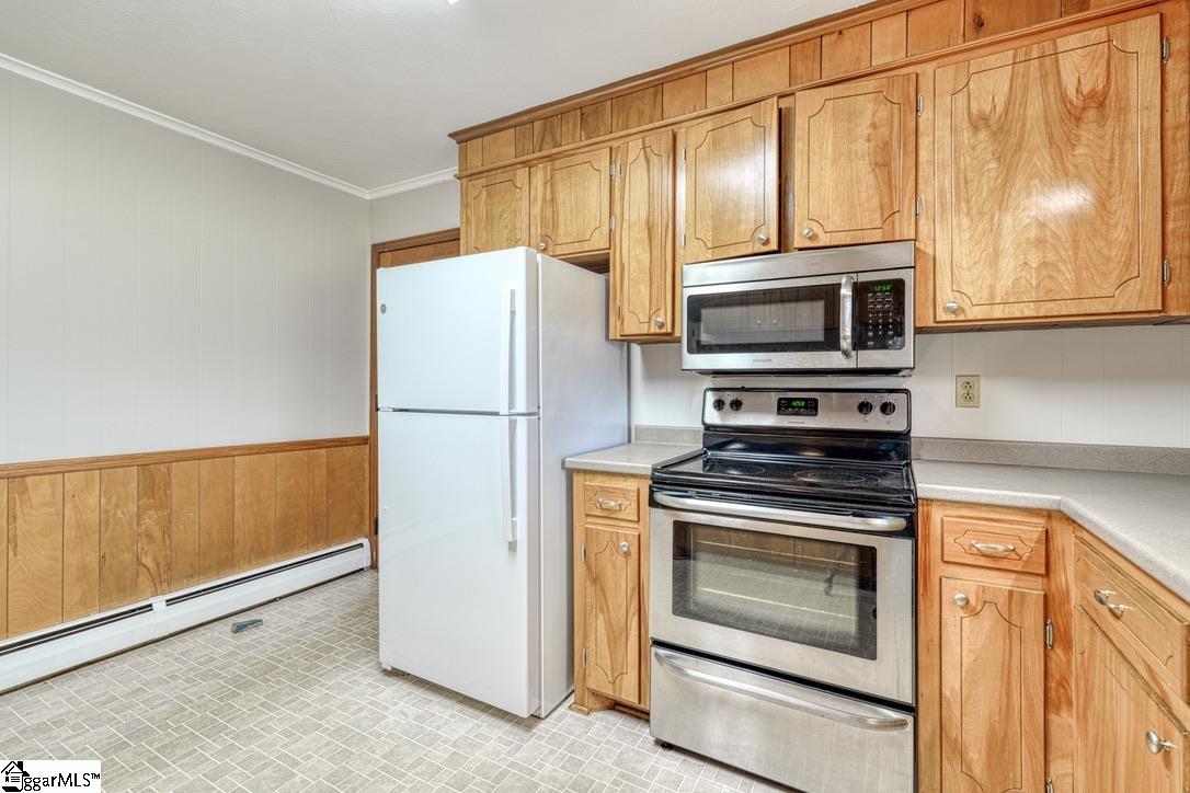 416 Woodley Road Spartanburg, SC 29306 - Photo 8 of 45 Gallery Image 8
