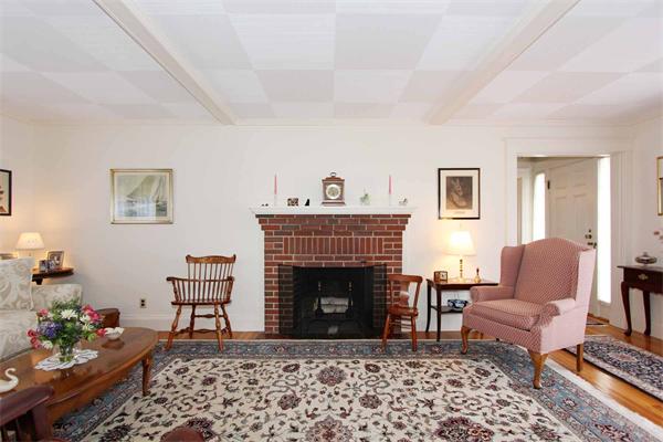 57 Plymouth Road Needham, MA 02492 - Photo 3 of 11 Gallery Image 3