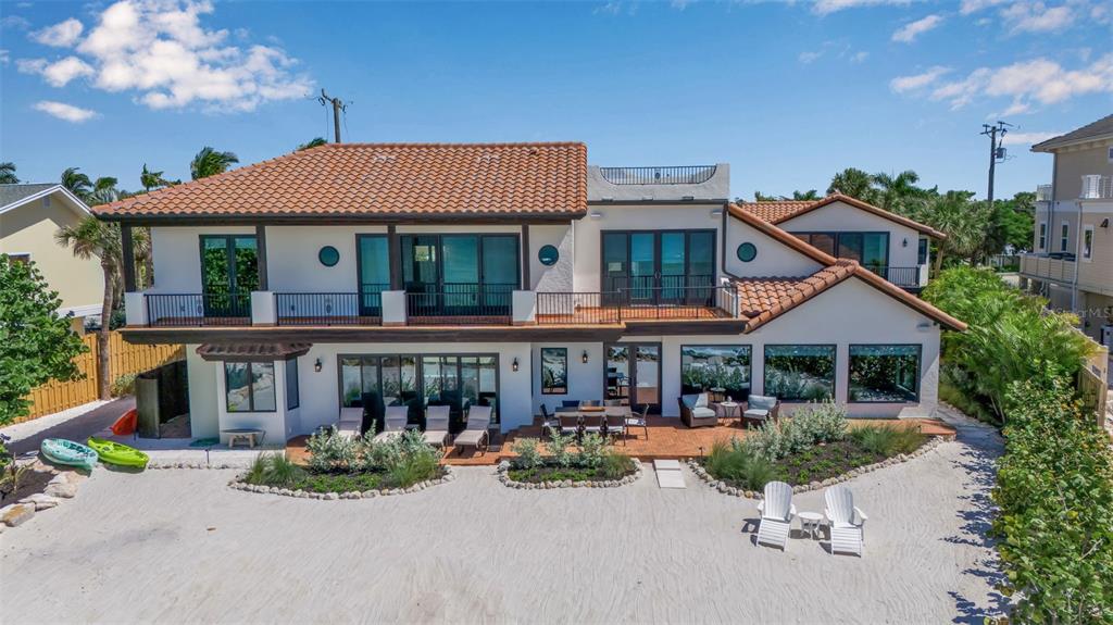 121 North Casey Key Road Osprey, FL 34229 - Photo 19 of 63