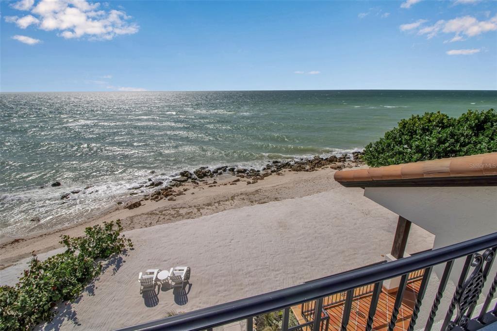 121 North Casey Key Road Osprey, FL 34229 - Photo 21 of 63