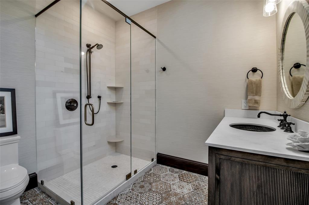 121 North Casey Key Road Osprey, FL 34229 - Photo 36 of 63