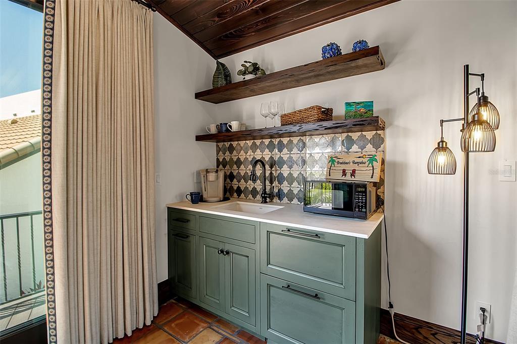 121 North Casey Key Road Osprey, FL 34229 - Photo 43 of 63