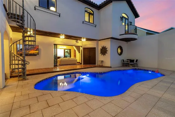 $6,475,000 | 121 North Casey Key Road, Osprey, FL 34229