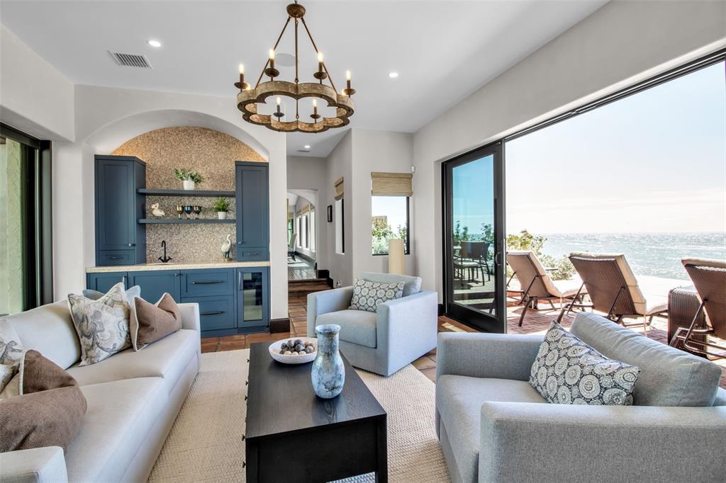 121 North Casey Key Road Osprey, FL 34229 - Photo 6 of 63