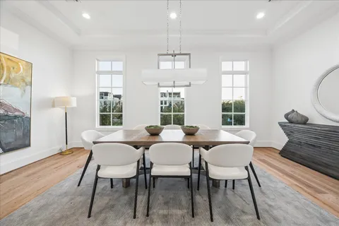 $1,299,000 | 20 Crain Sq Boulevard, Houston, TX 77025