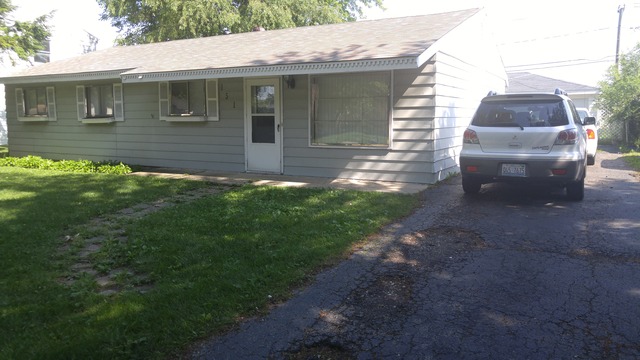 151 Queenswood Road Bolingbrook, IL 60440 - Photo 2 of 20