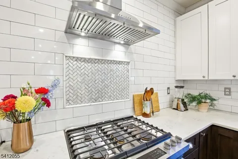 $1,195,000 | 9 Harding Drive, South Orange, NJ 07079