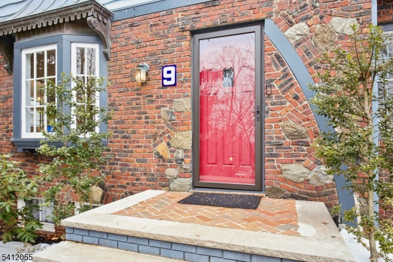 9 Harding Drive South Orange, NJ 07079 - Photo 2 of 43