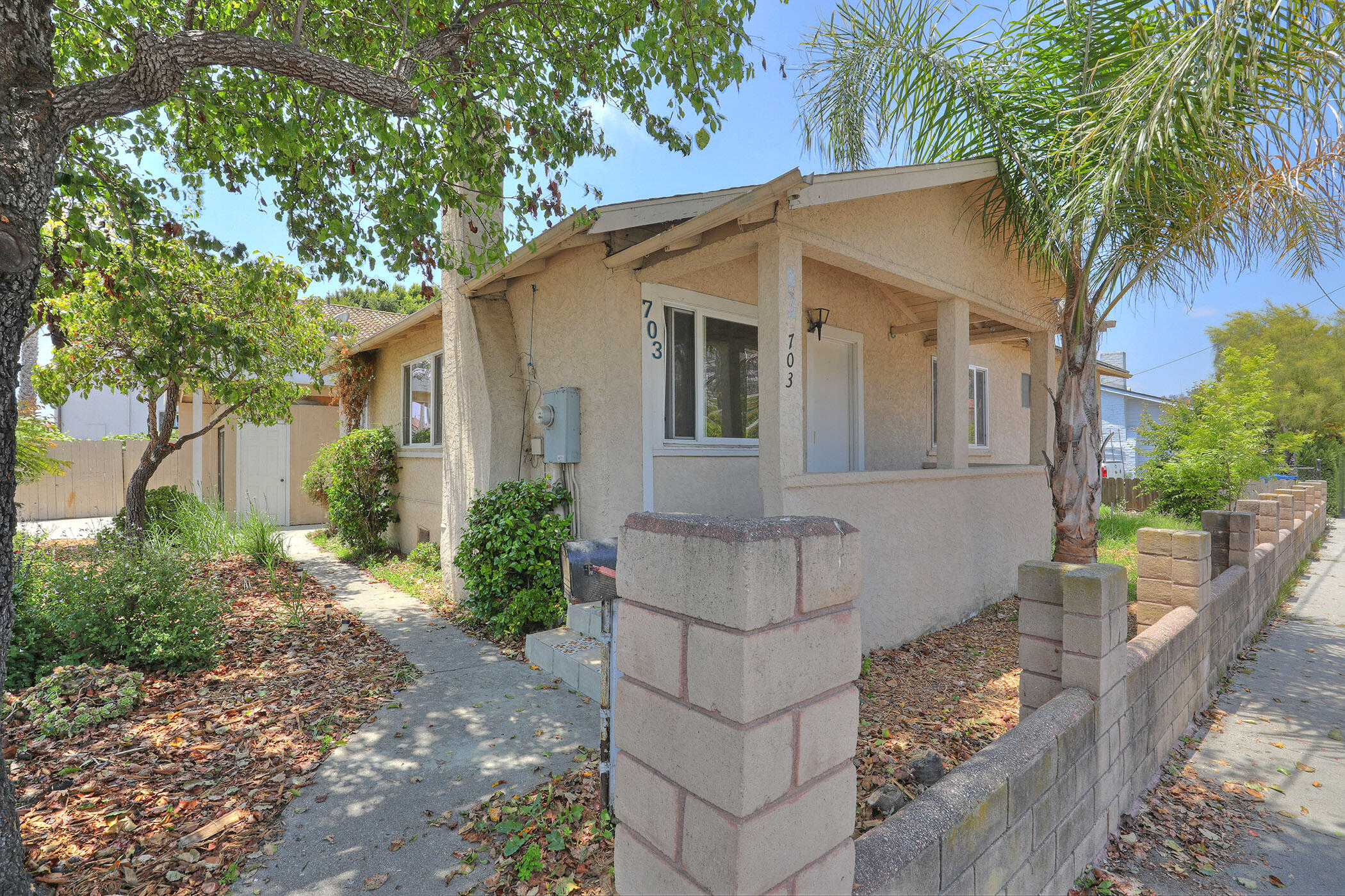 703 Spring Street Santa Barbara, CA 93103 - Photo 14 of 18 14