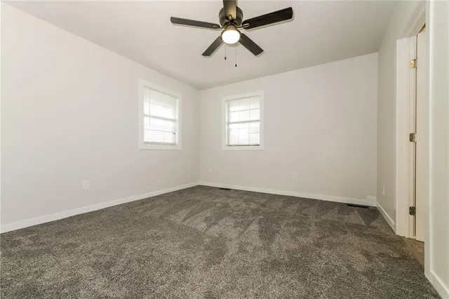 $2,515 | 10439 North Cherry Drive, Kansas City, MO 64155