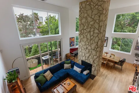 $1,295,000 | 1557 South Beverly Glen Boulevard, Unit 310, Los Angeles, CA 90024