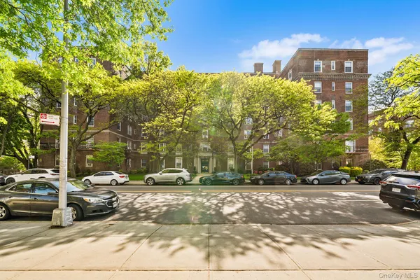 $239,000 | 68-10 108th Street, Unit 1D | Forest Hills