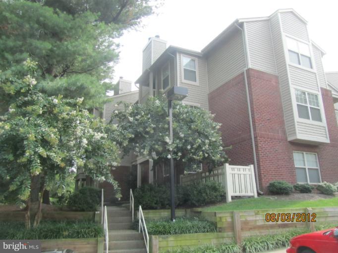 1781 Jonathan Way, Unit 1781E Reston, VA 20190 - Photo 11 of 14 Exterior (Front)