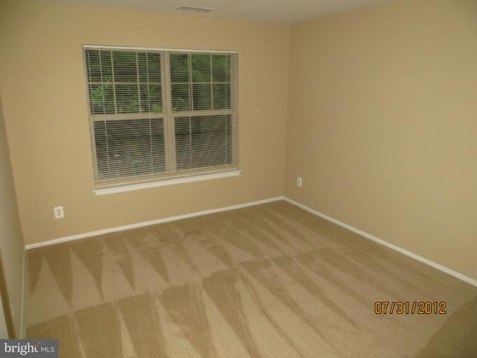1781 Jonathan Way, Unit 1781E Reston, VA 20190 - Photo 4 of 14 Bedroom