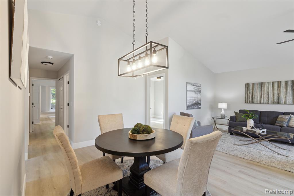 22300 River Ridge Trail Farmington Hills, MI 48335 - Photo 6 of 27