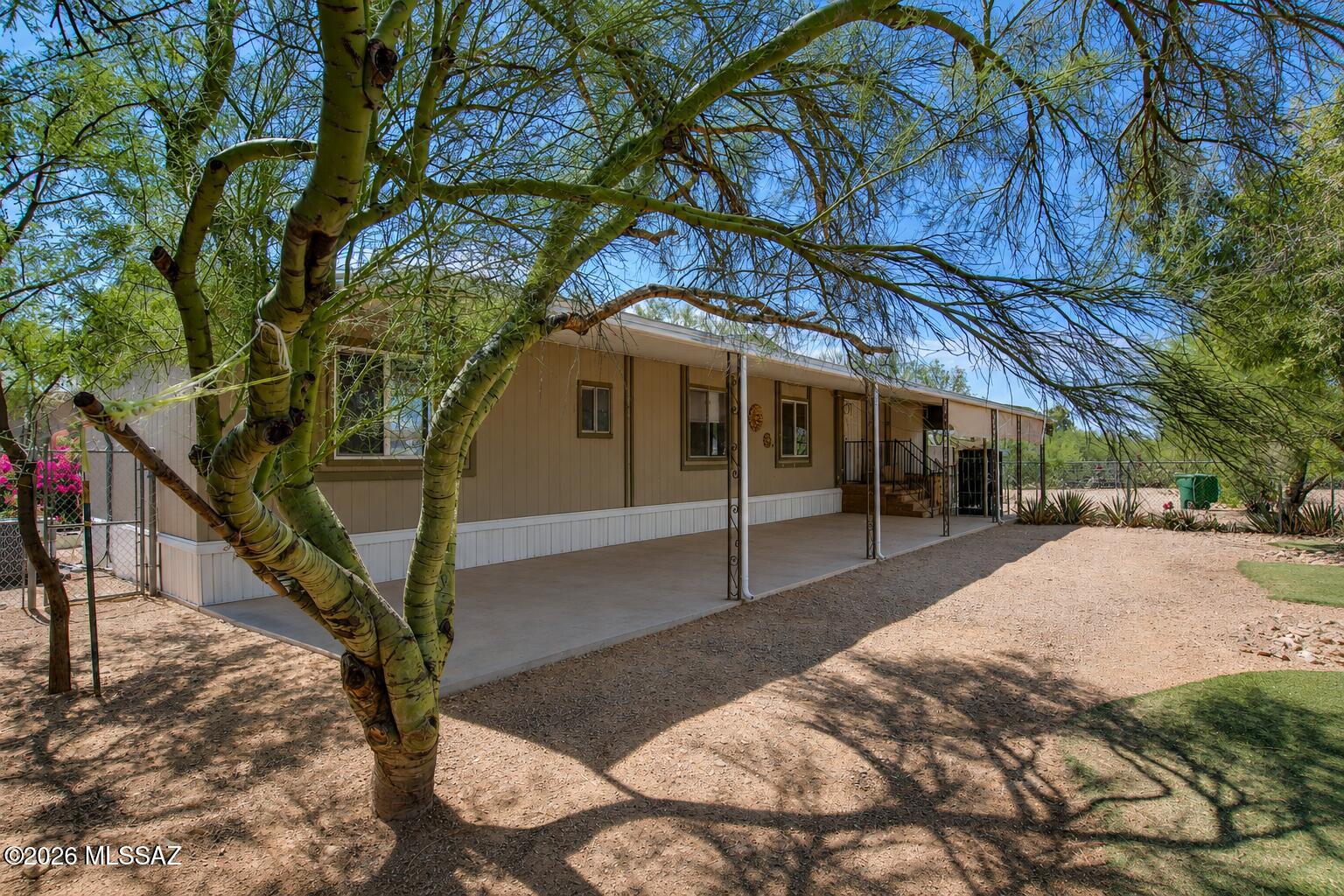 3901 South Draper Road Tucson, AZ 85735 - Photo 2 of 41 Front
