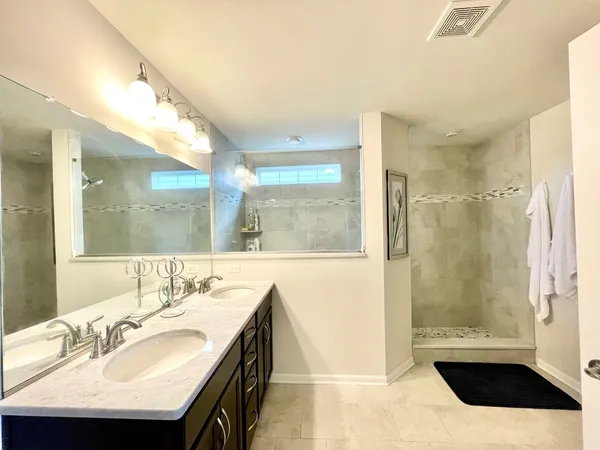 $4,200 | 4 Andrew Lane, Hawthorn Woods, IL 60047