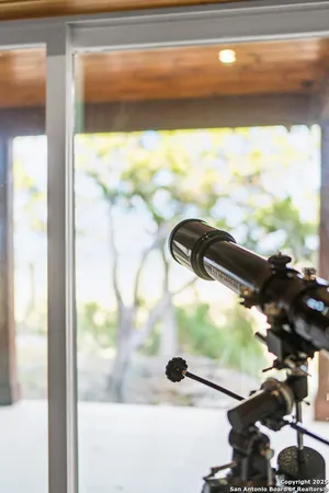 $1,900 | 1110 Grandview Circle, Bandera, TX 78003