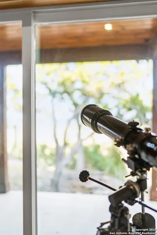 $2,000 | 1110 Grandview Circle, Bandera, TX 78003