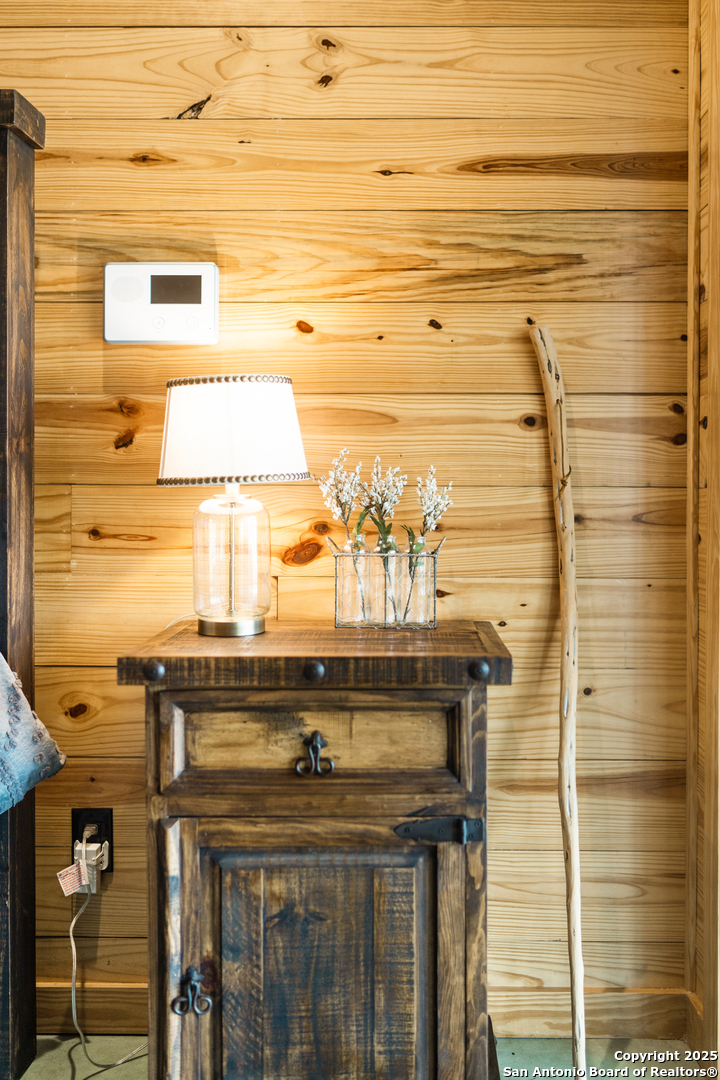 1110 Grandview Circle Bandera, TX 78003 - Photo 35 of 45 a view of sitting area