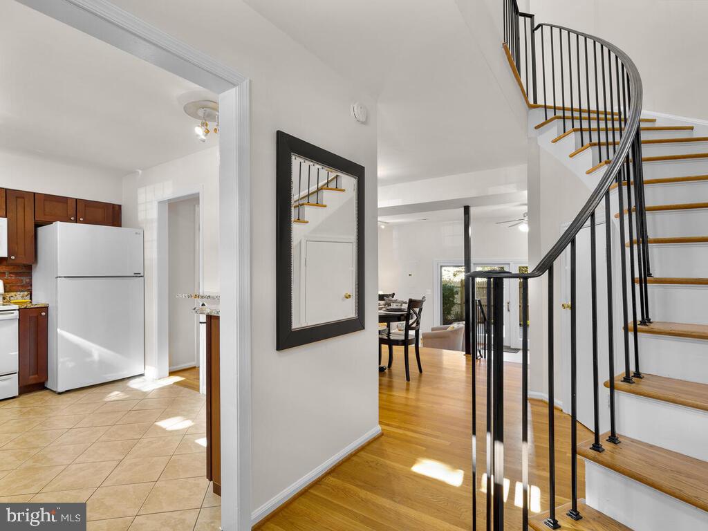 8214 Tory Road, Unit 141 Springfield, VA 22152 - Photo 1 of 38 Beautiful curved staircase