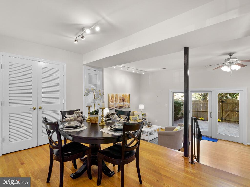 8214 Tory Road, Unit 141 Springfield, VA 22152 - Photo 12 of 38 Dining room
