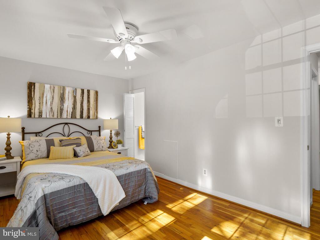 8214 Tory Road, Unit 141 Springfield, VA 22152 - Photo 22 of 38 Master bedroom