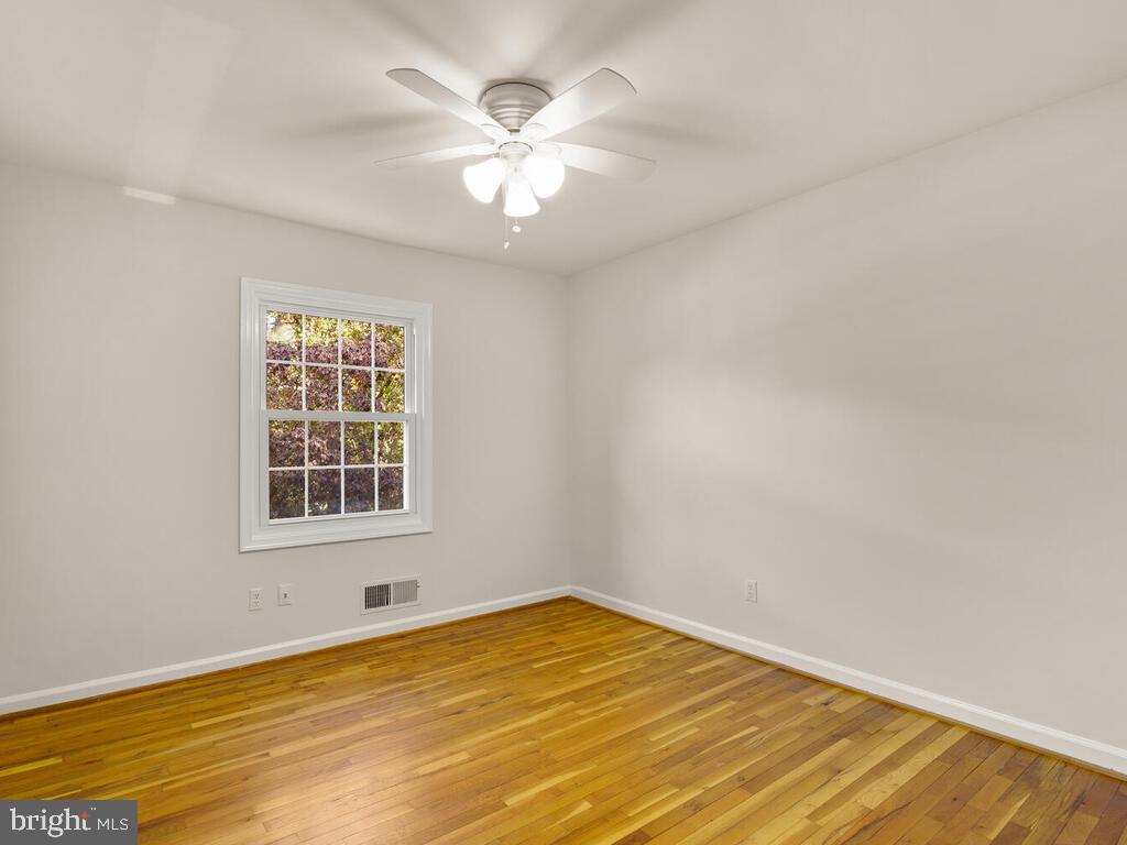 8214 Tory Road, Unit 141 Springfield, VA 22152 - Photo 26 of 38 Bedroom #2