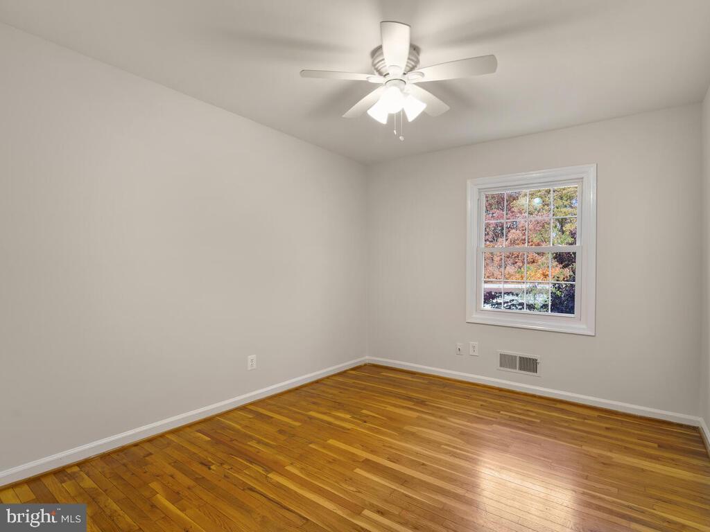 8214 Tory Road, Unit 141 Springfield, VA 22152 - Photo 27 of 38 Bedroom #3