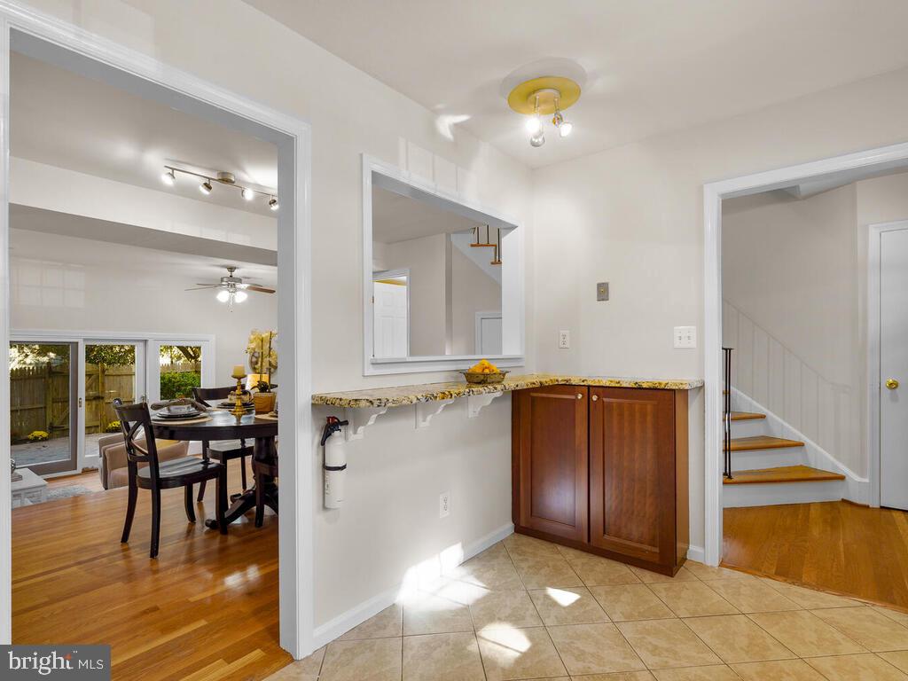 8214 Tory Road, Unit 141 Springfield, VA 22152 - Photo 8 of 38 Breakfast bar in the kitchen