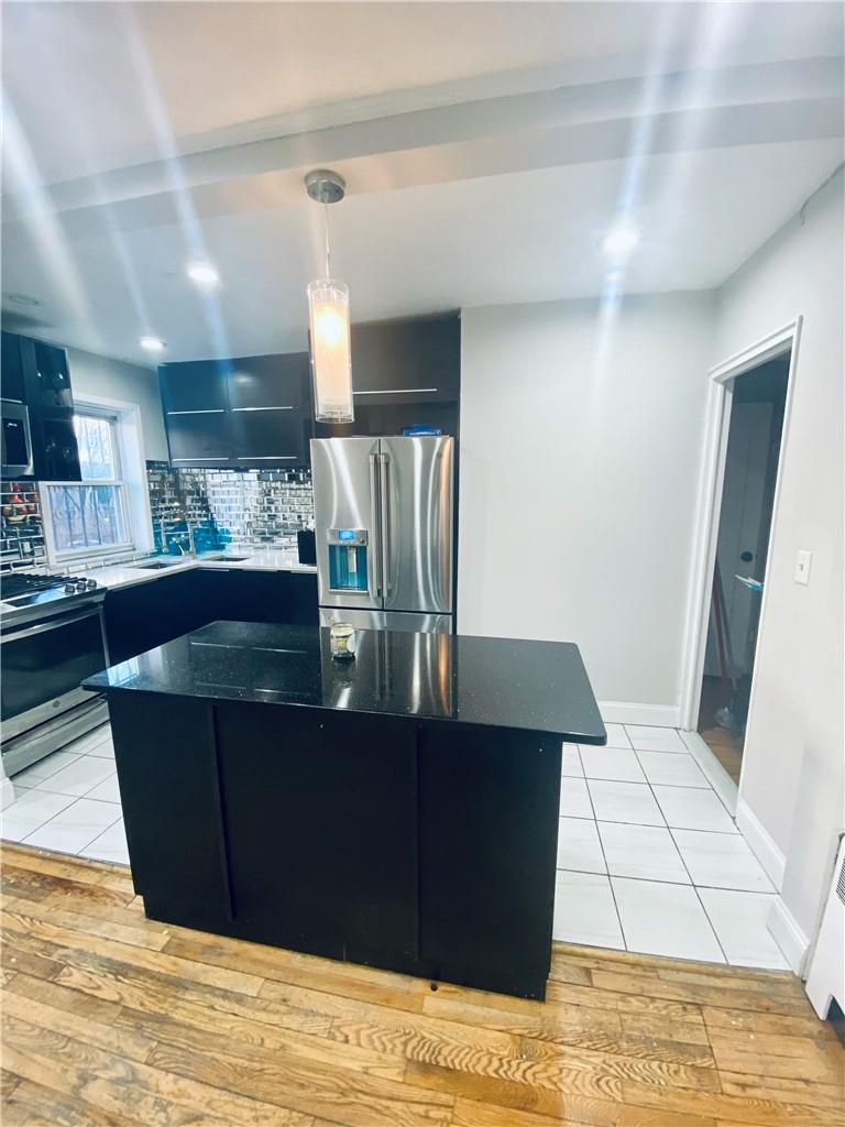 3352 Fish Avenue Bronx, NY 10469 - Photo 3 of 8