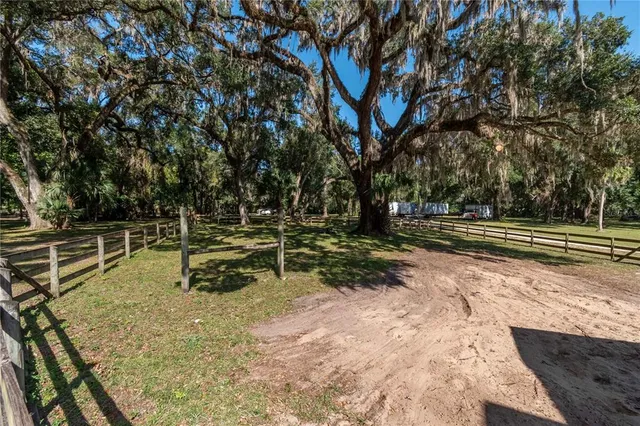 $1,300,000 | 15615 Northeast 21st Avenue Road, Citra, FL 32113