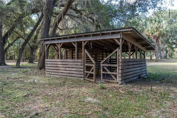 $1,300,000 | 15615 Northeast 21st Avenue Road, Citra, FL 32113